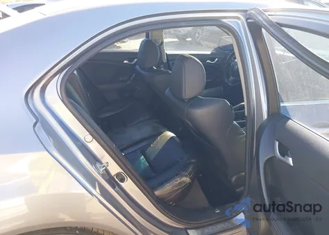 2011 Acura Tsx 2.4 z USA, uszkodzony, nr VIN JH4CU2F67BC001462